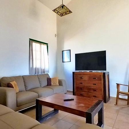 La Maison Dandres, By Comfortable Luxury Ла Олива Екстериор снимка