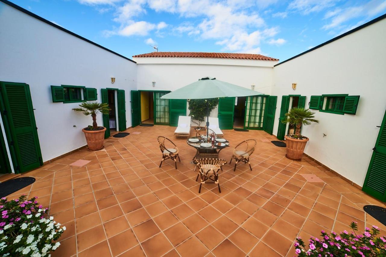 La Maison Dandres, By Comfortable Luxury Ла Олива Екстериор снимка